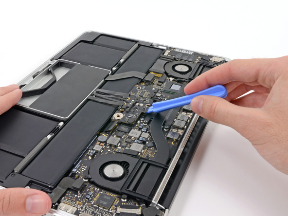 Địa chỉ sửa chữa, thay thế mainboard macbook uy tín