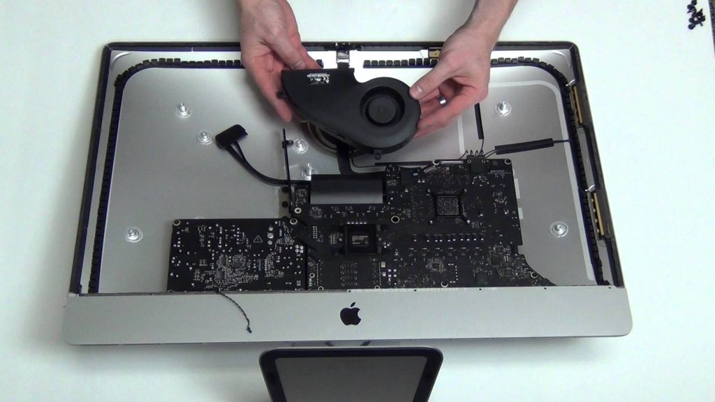 Ngoài sửa macbook, chúng tôi còn chuyên sửa chữa mainboard imac - mac mini