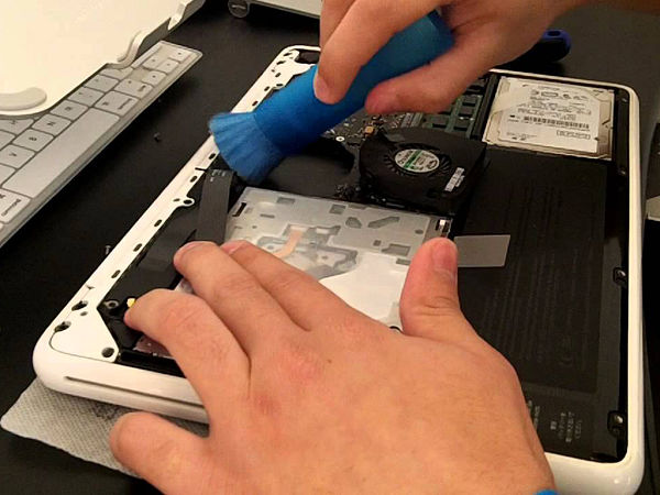 Sửa pin macbook tại Đà Nẵng