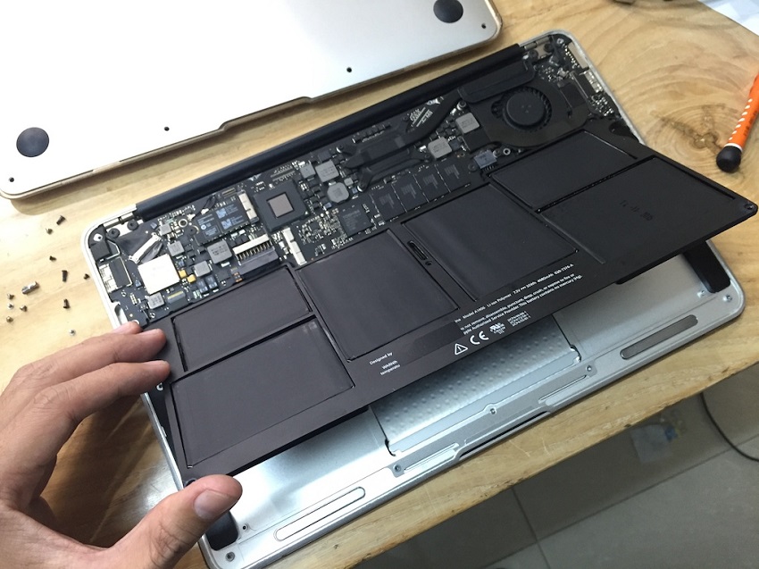 thay pin macbook tại Đà Nẵng